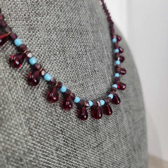 Vintage Gerard Yosca 16" Beaded Necklace Red Glass Teardrops & Turquoise Accent - Picture 3 of 9